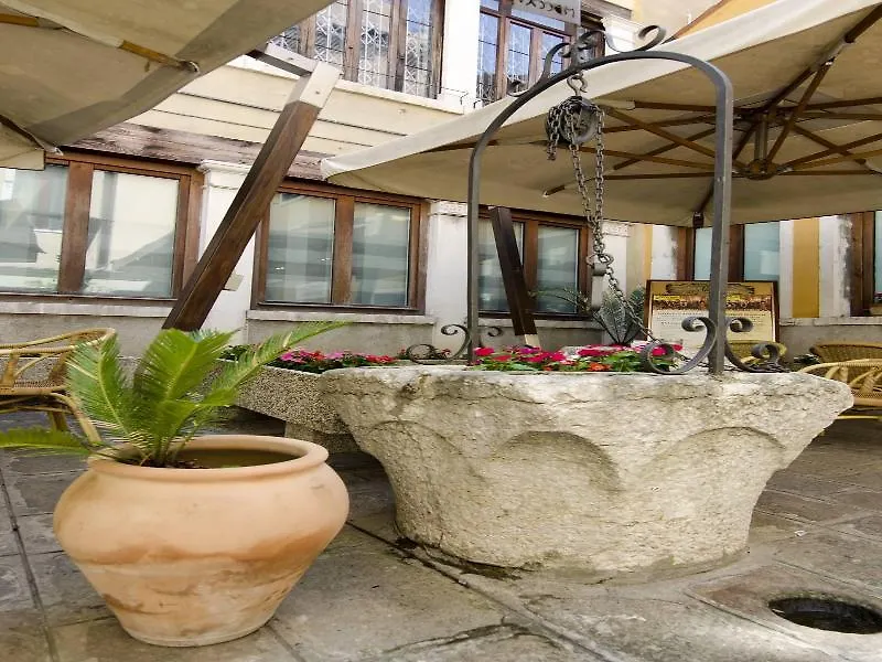 Hotel Do Pozzi Venedig