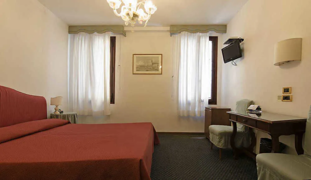 Hotel Do Pozzi Venedig