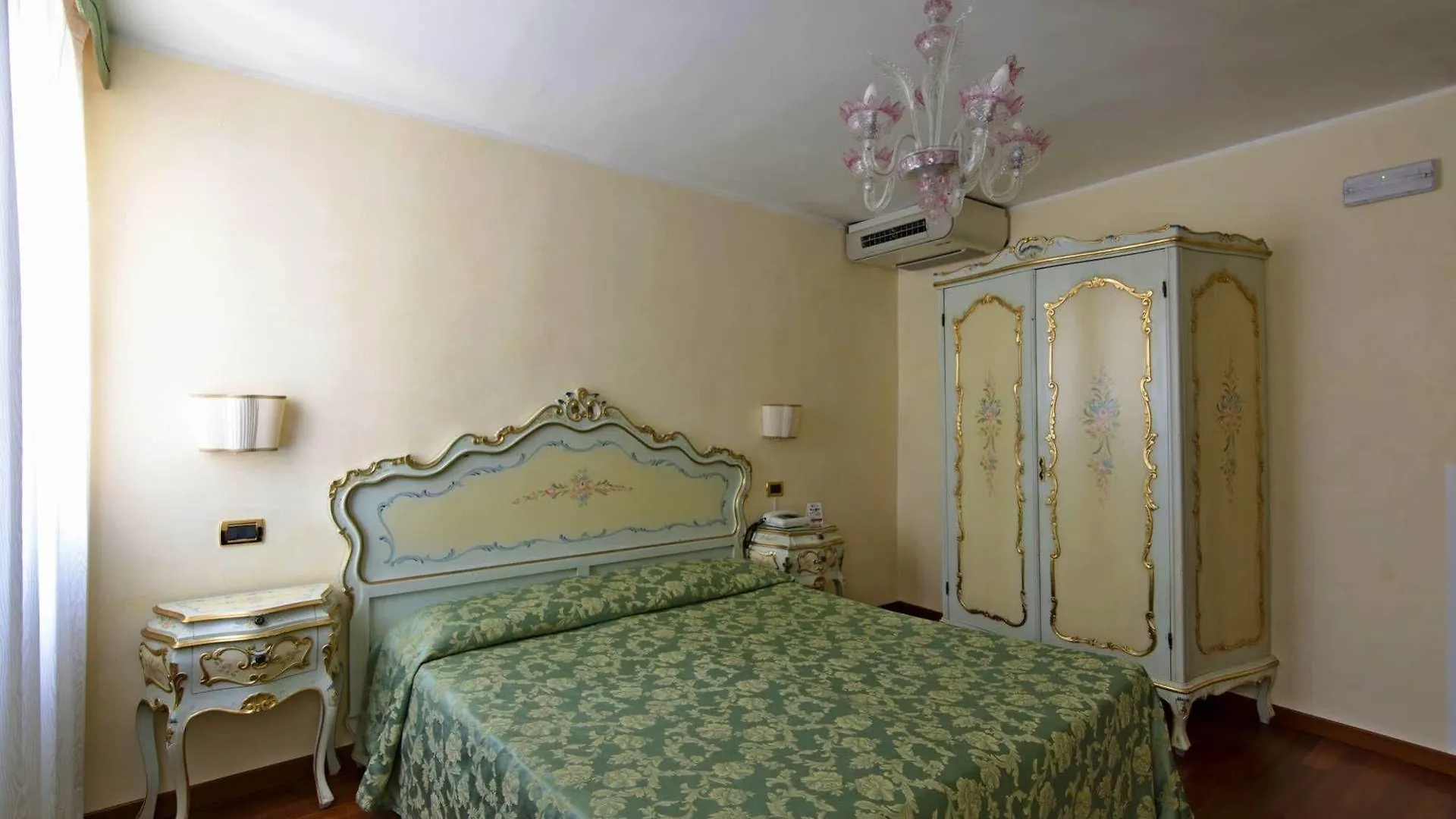 Hotel Do Pozzi Venedig