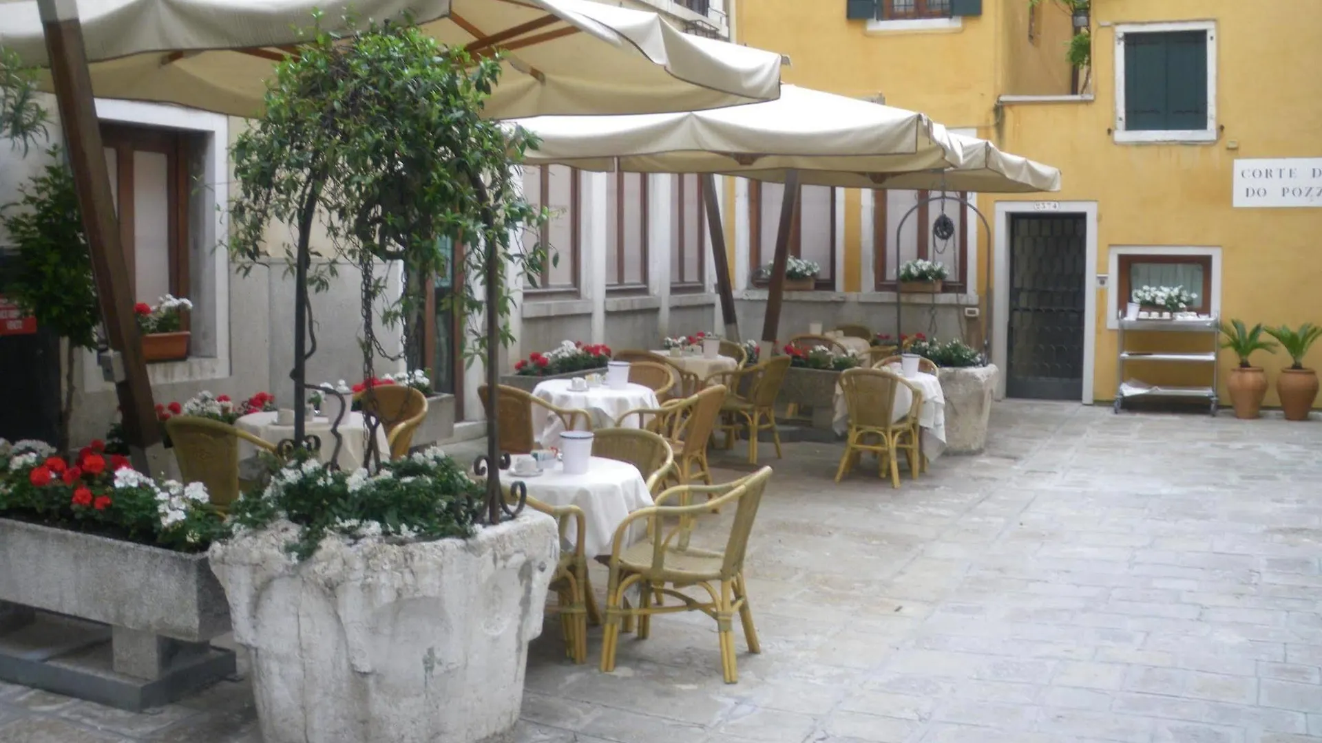 Hotel Do Pozzi Venedig